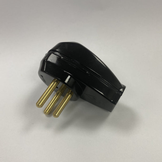 Re-Wireable Israeli Plug Black. (Kaiser)